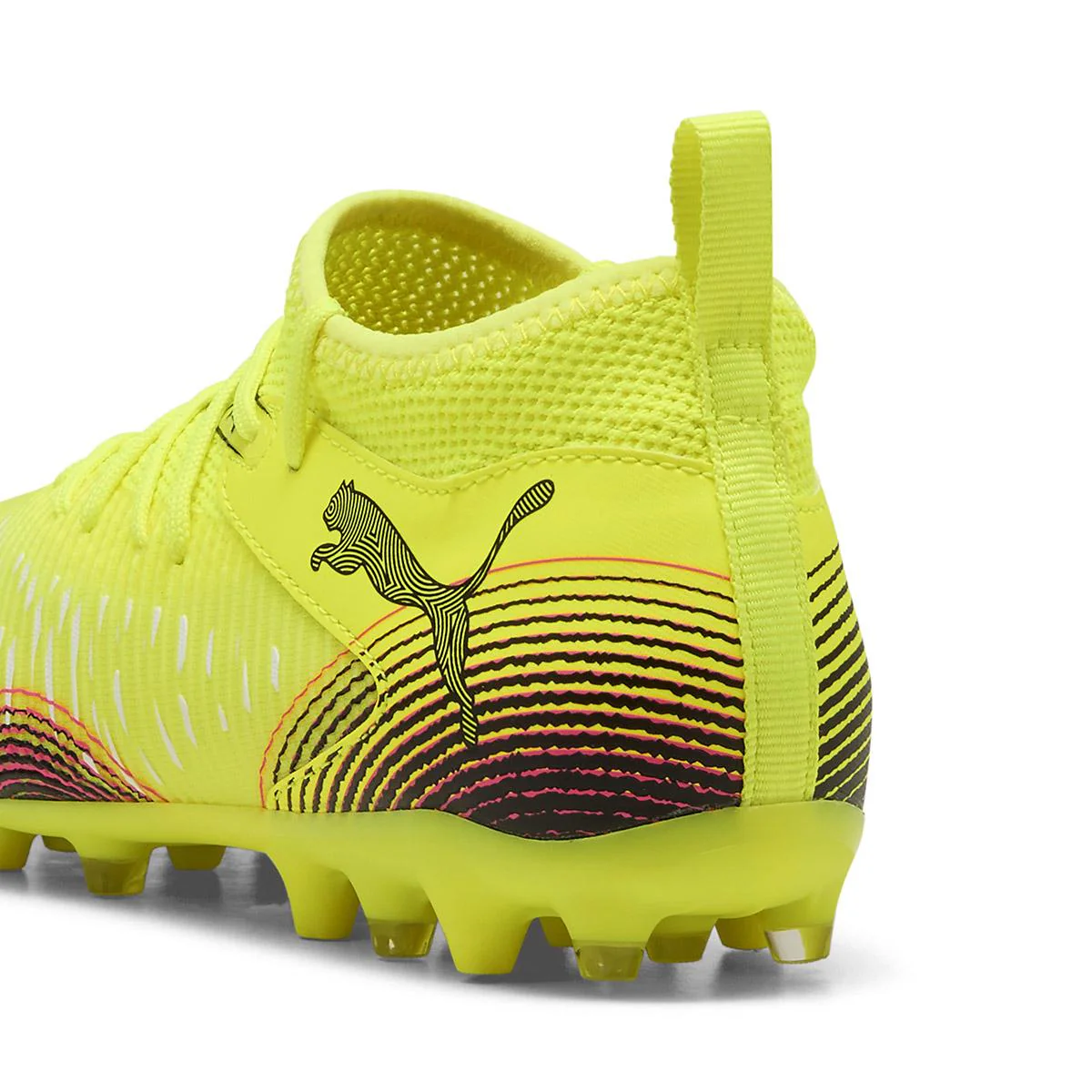 Botas De Futbol Puma Future 8 Match Mg jr - Image 4