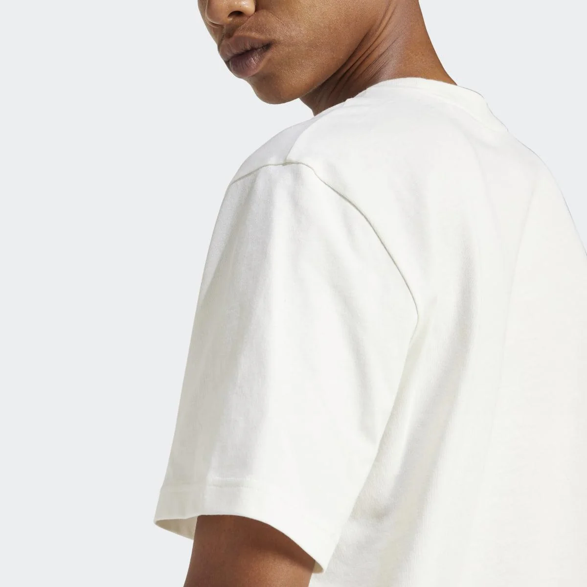 Camiseta Casual Hombre M Fi Bos Reg T adidas Sportswear - Image 5