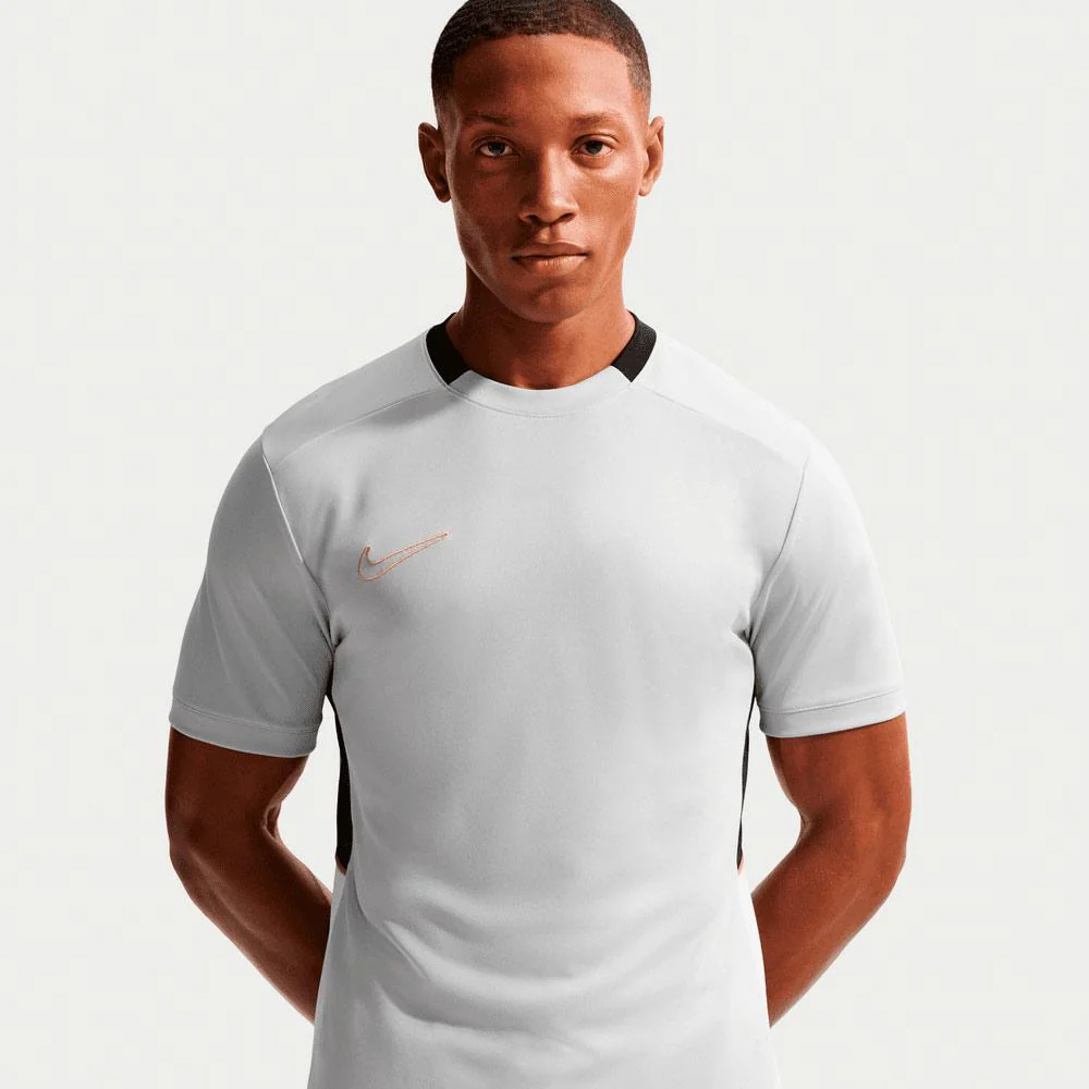 Camiseta Nike Academy De Fútbol De Manga Corta DrI-Fit - Hombre - Image 3