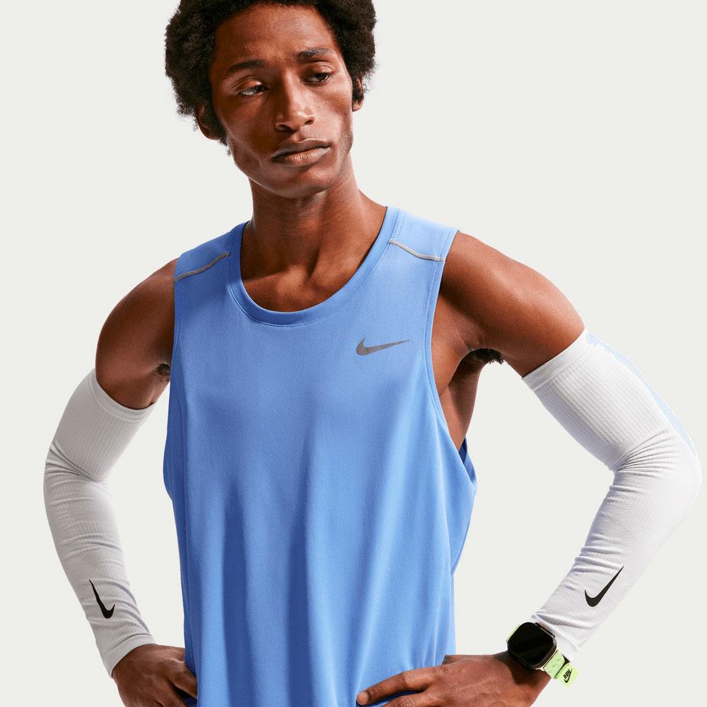 Camiseta De Tirantes Nike Miler DrI-Fit De Running - Hombre - Image 3