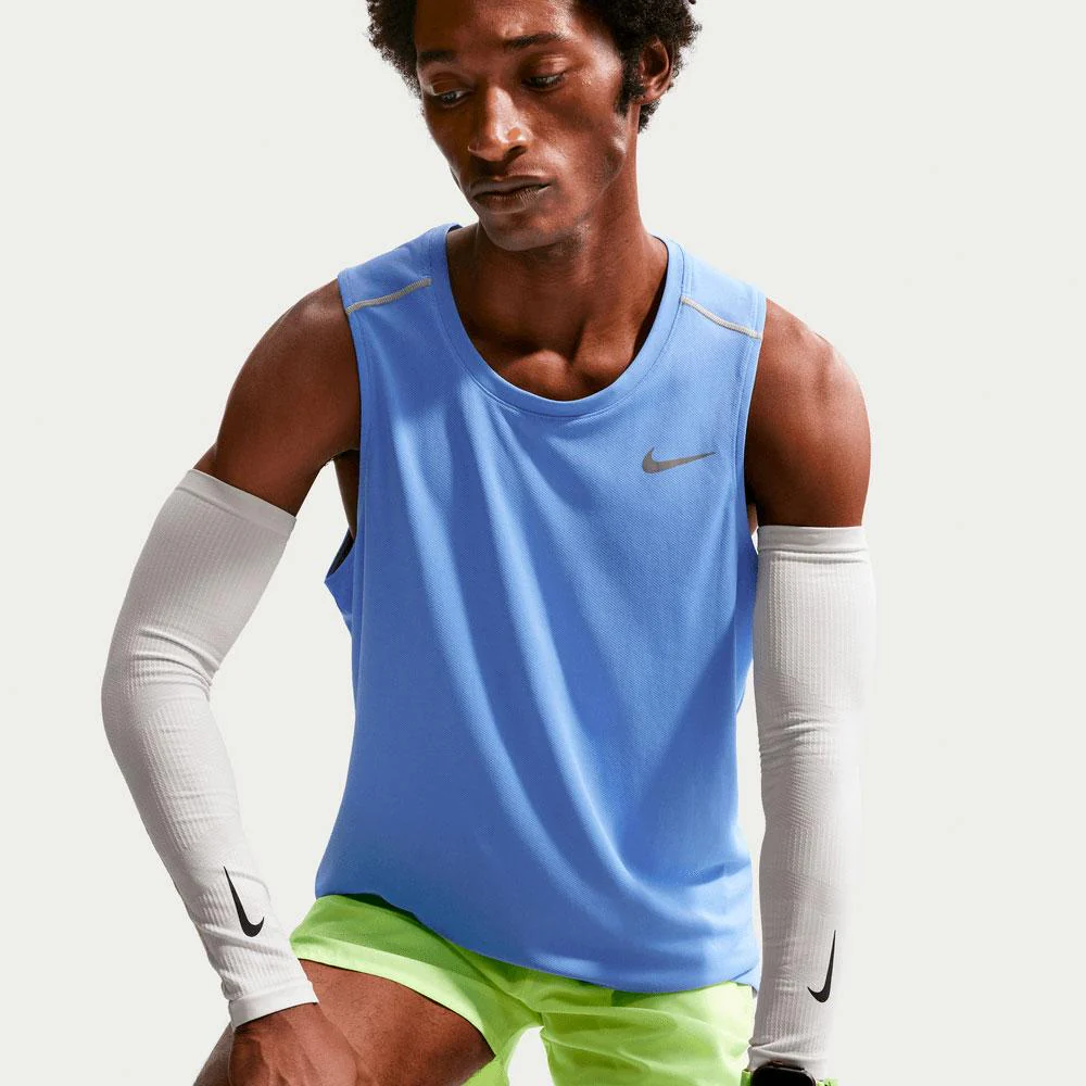 Camiseta De Tirantes Nike Miler DrI-Fit De Running - Hombre - Image 5