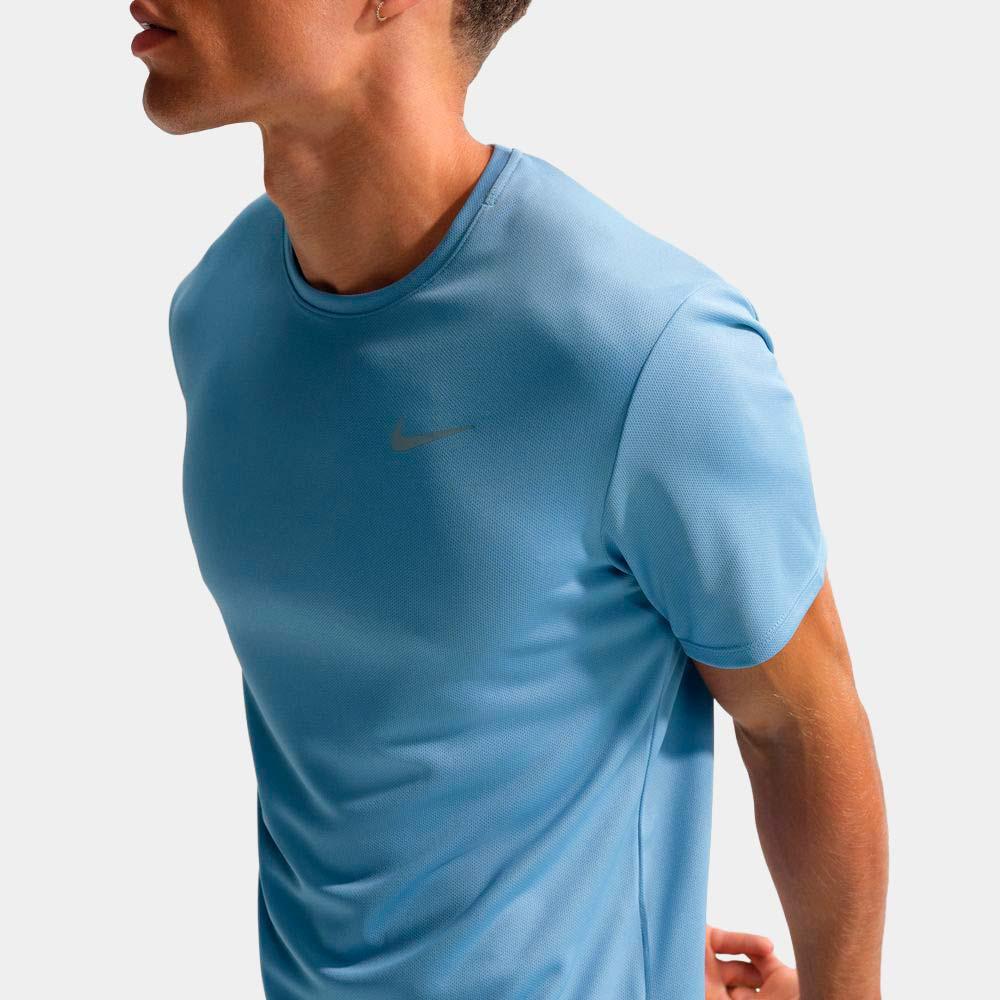 Camiseta Nike Miler De Running DrI-Fit Uv De Manga Corta - Hombre - Image 5