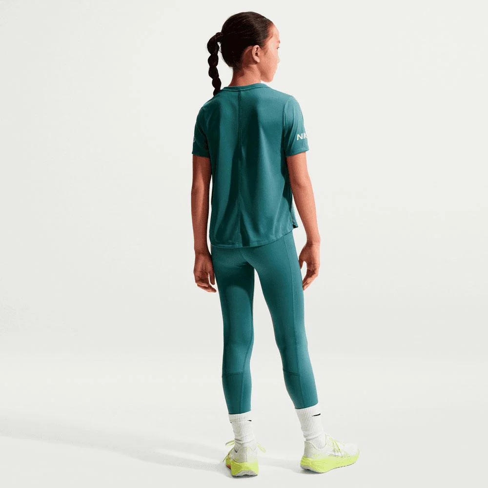 Camiseta Nike Pro De Entrenamiento De Manga Corta DrI-Fit - Niña - Image 2