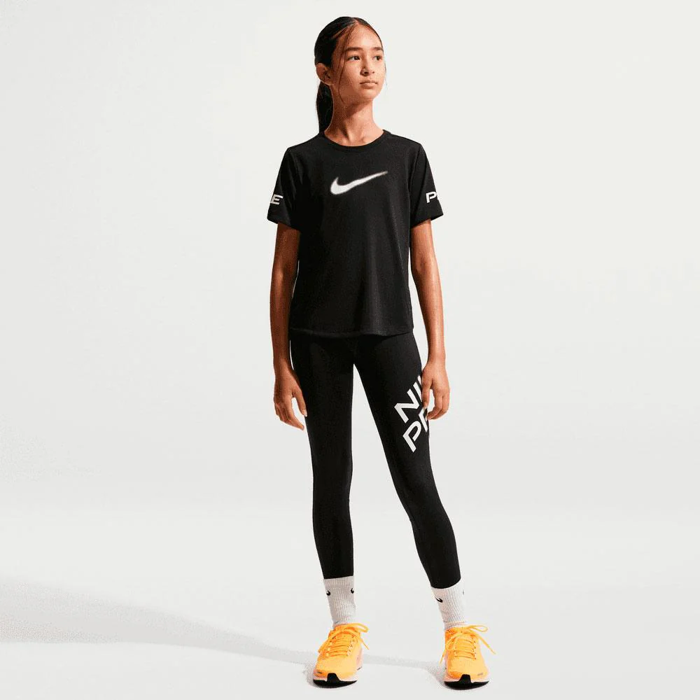 Camiseta Nike Pro De Entrenamiento De Manga Corta DrI-Fit - Niña