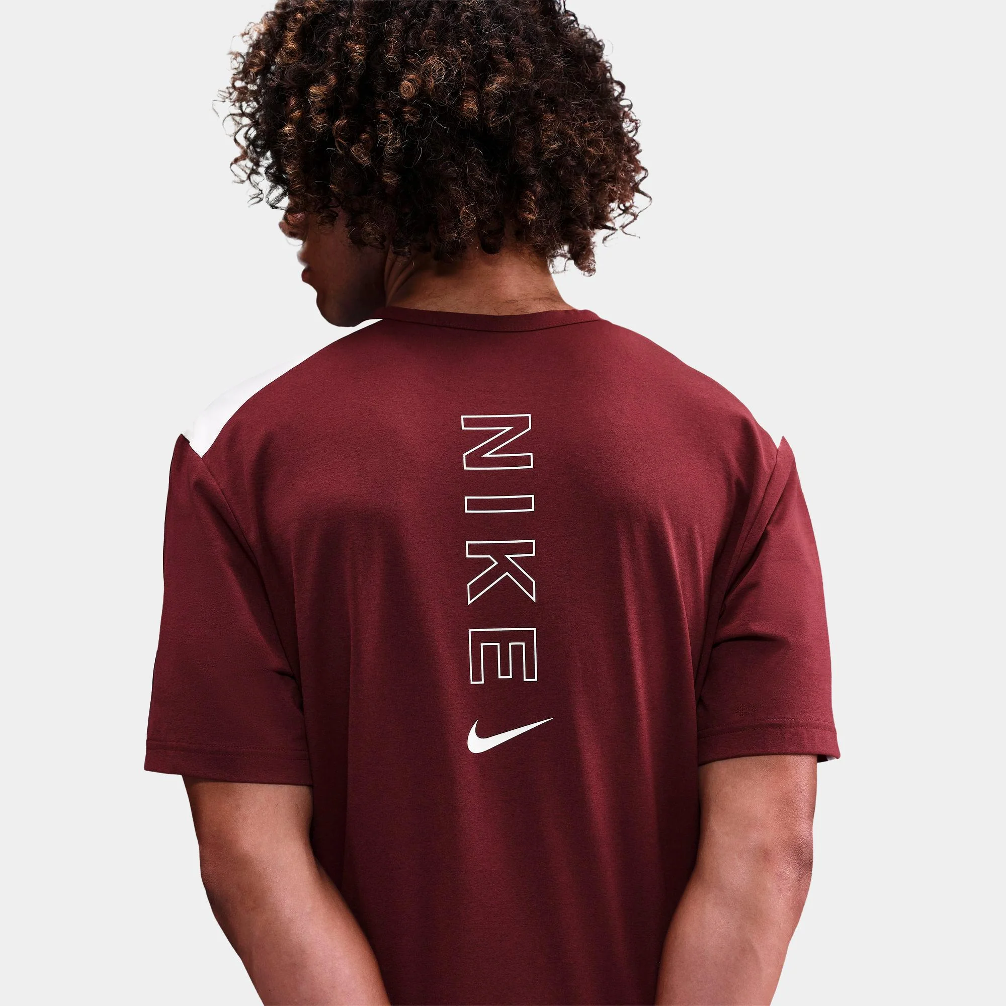 Camiseta Nike Sportswear DrI-Fit Men's - Image 3