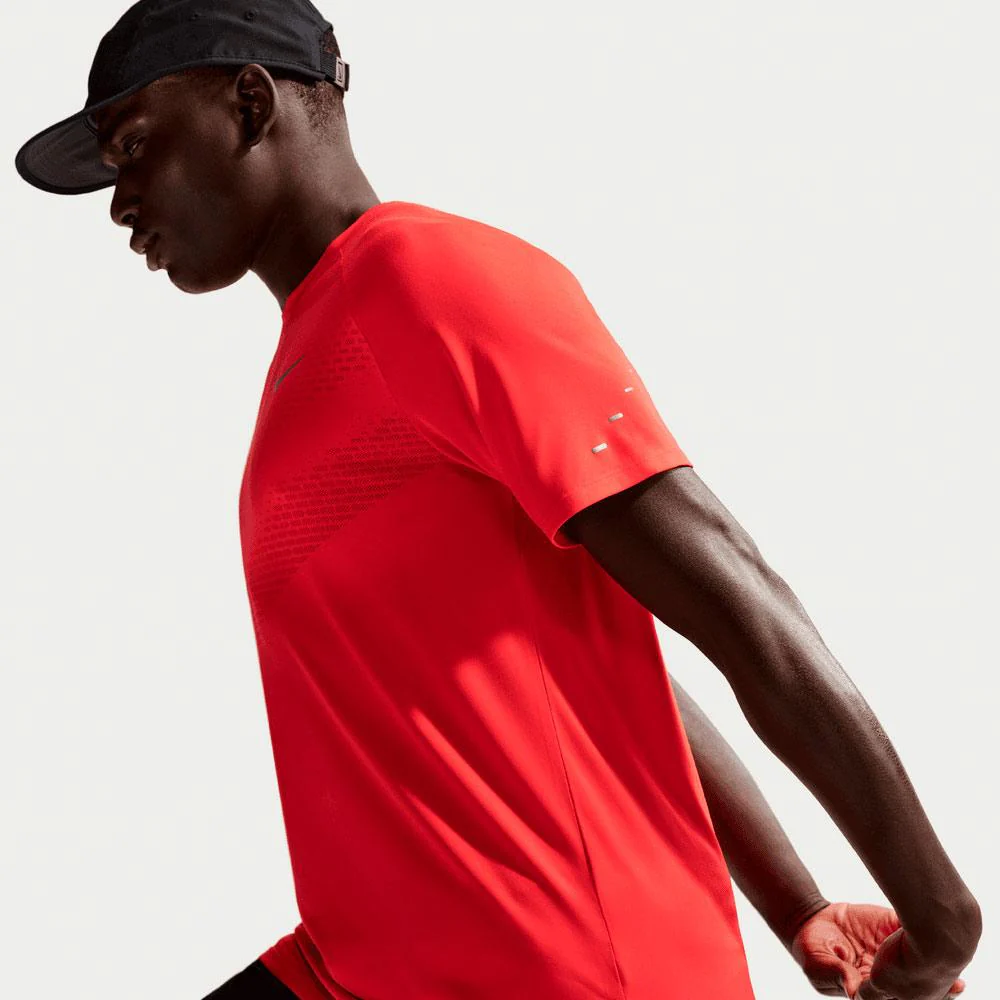 Camiseta Nike Stride De Running DrI-Fit Adv De Manga Corta - Hombre - Image 5