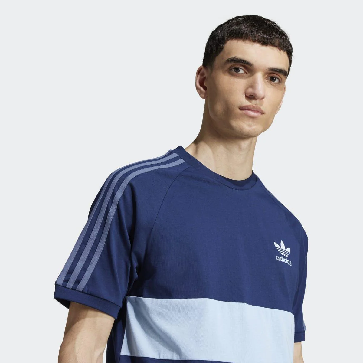 Camiseta Originals Hombre Panel Tee 3 Bandas adidas Originals - Image 4