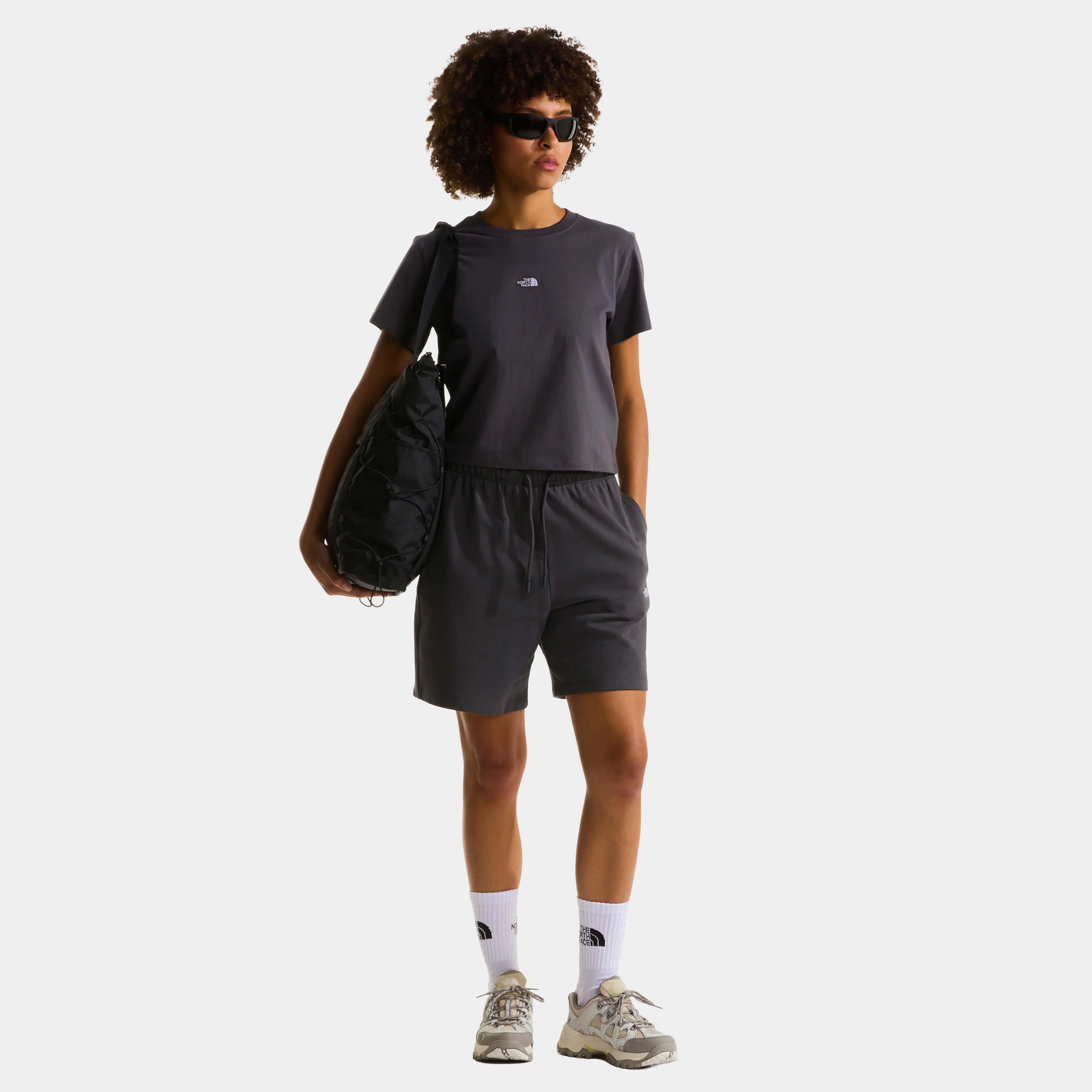 Camiseta The North Face Essential Regular Cutie Para Mujer - Image 4