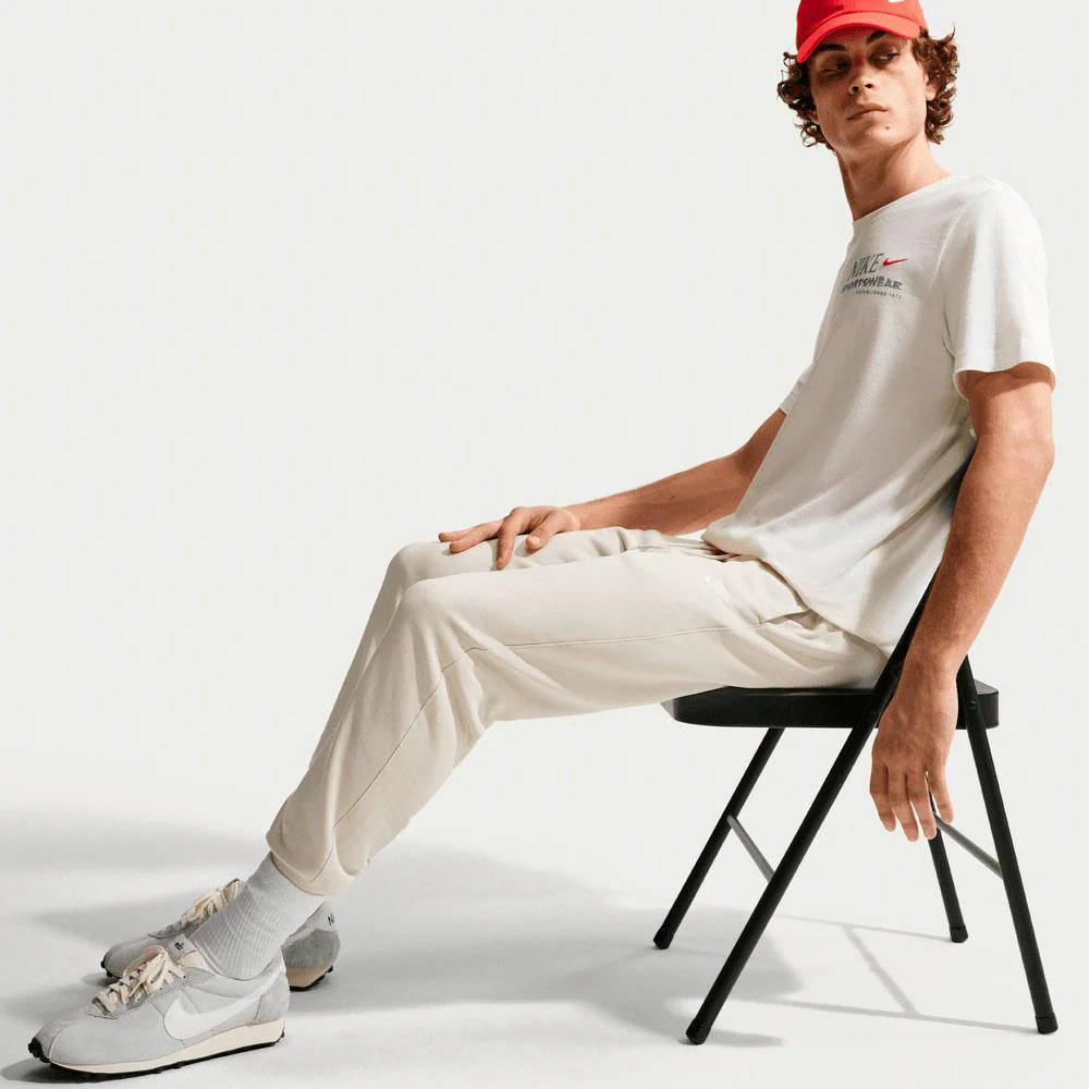 Jogger Nike Club De Tejido French Terry - Hombre - Image 3