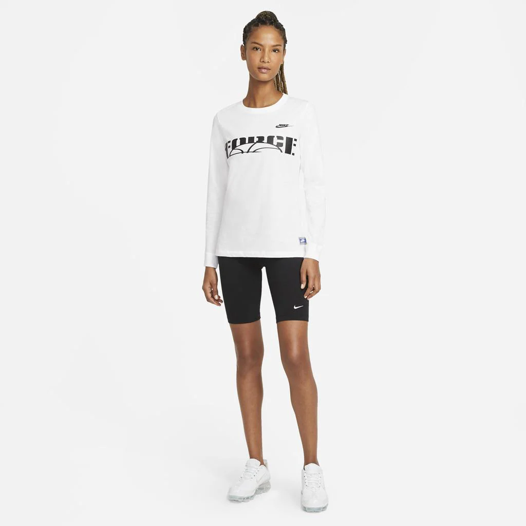 Malla Corta Nike Sportswear Essential - Image 5