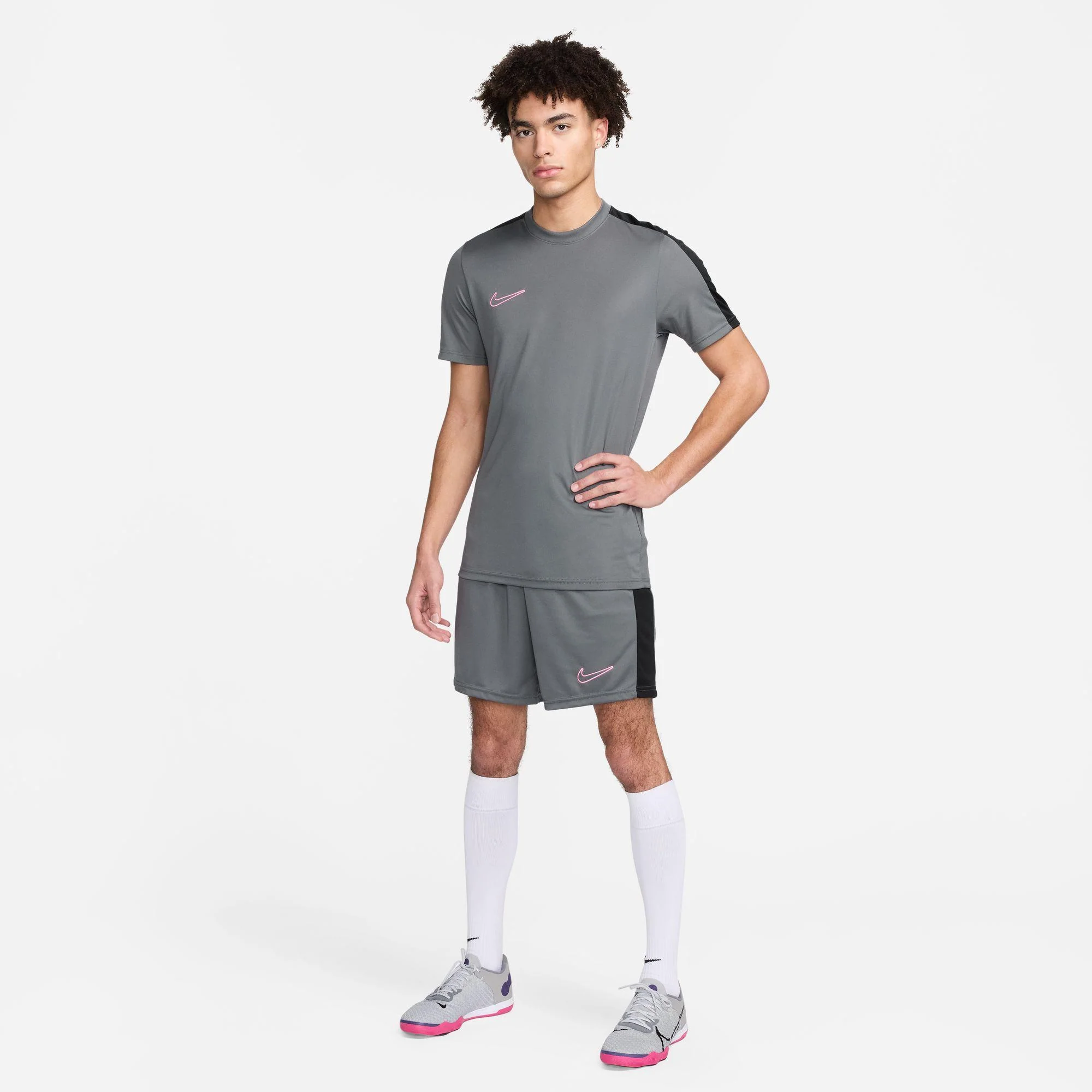 Nike Academy Men's DrI-Fit ShorT-sl - Image 4