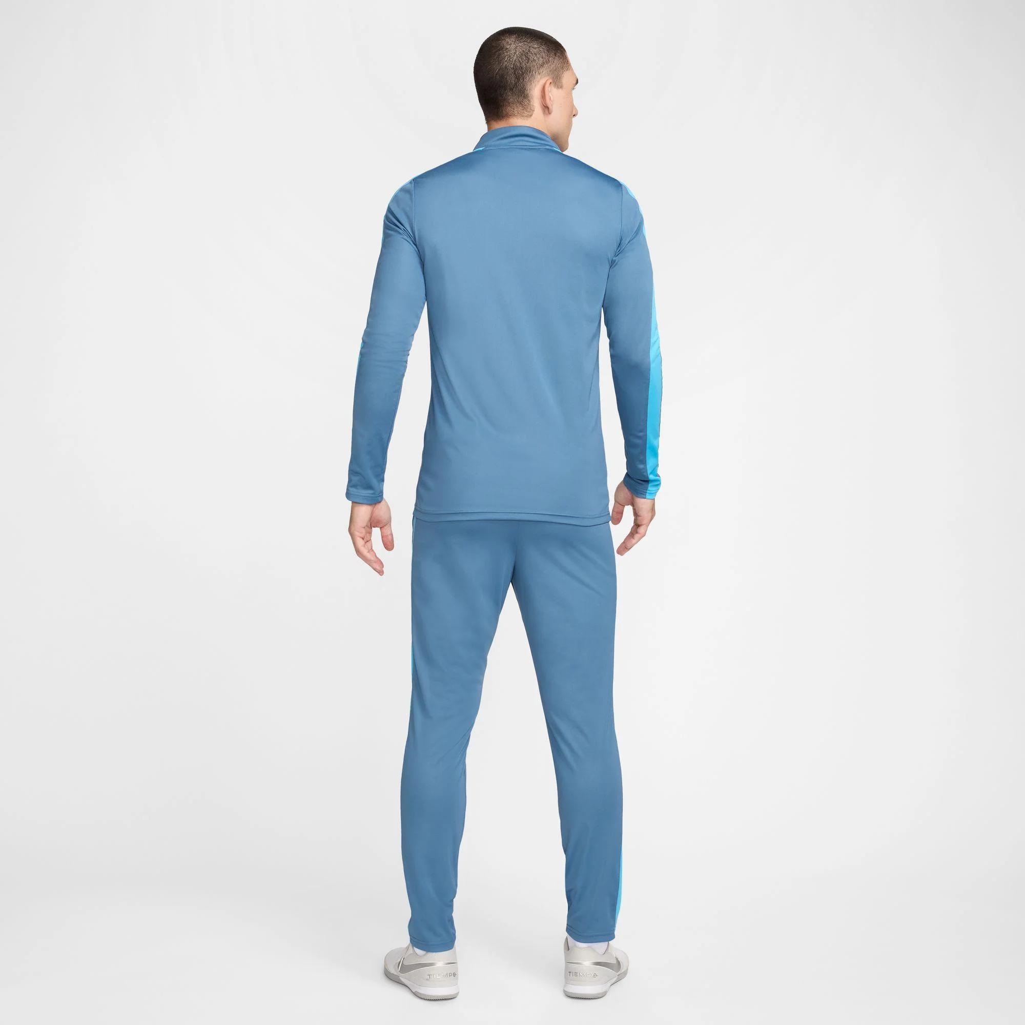 Nike Academy Men's DrI-Fit Soccer - Image 2