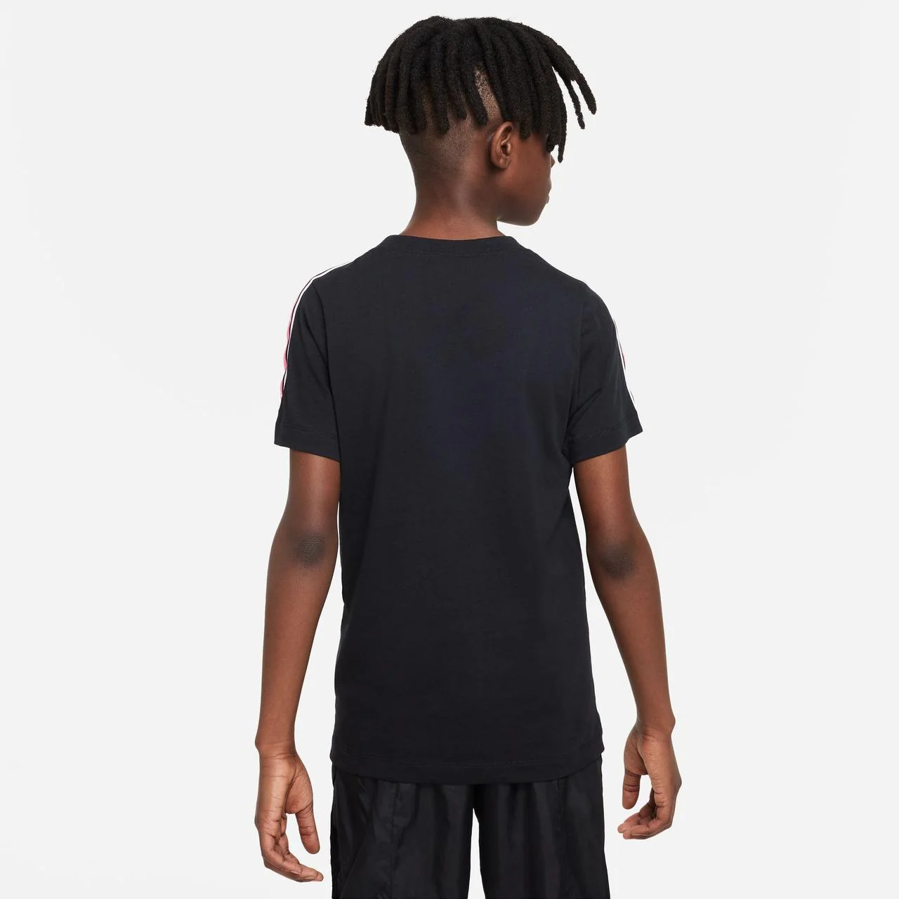 Nike B Nsw Repeat Sw Ss Tee - Image 2