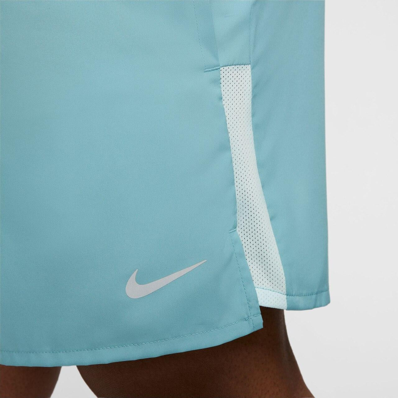 Nike Challenger Men's DrI-Fit 5" - Image 4