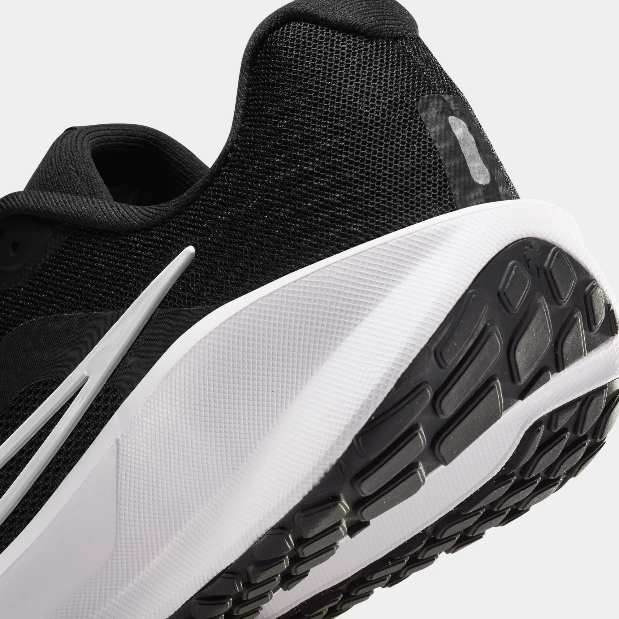 Nike Downshifter 13 - Image 5