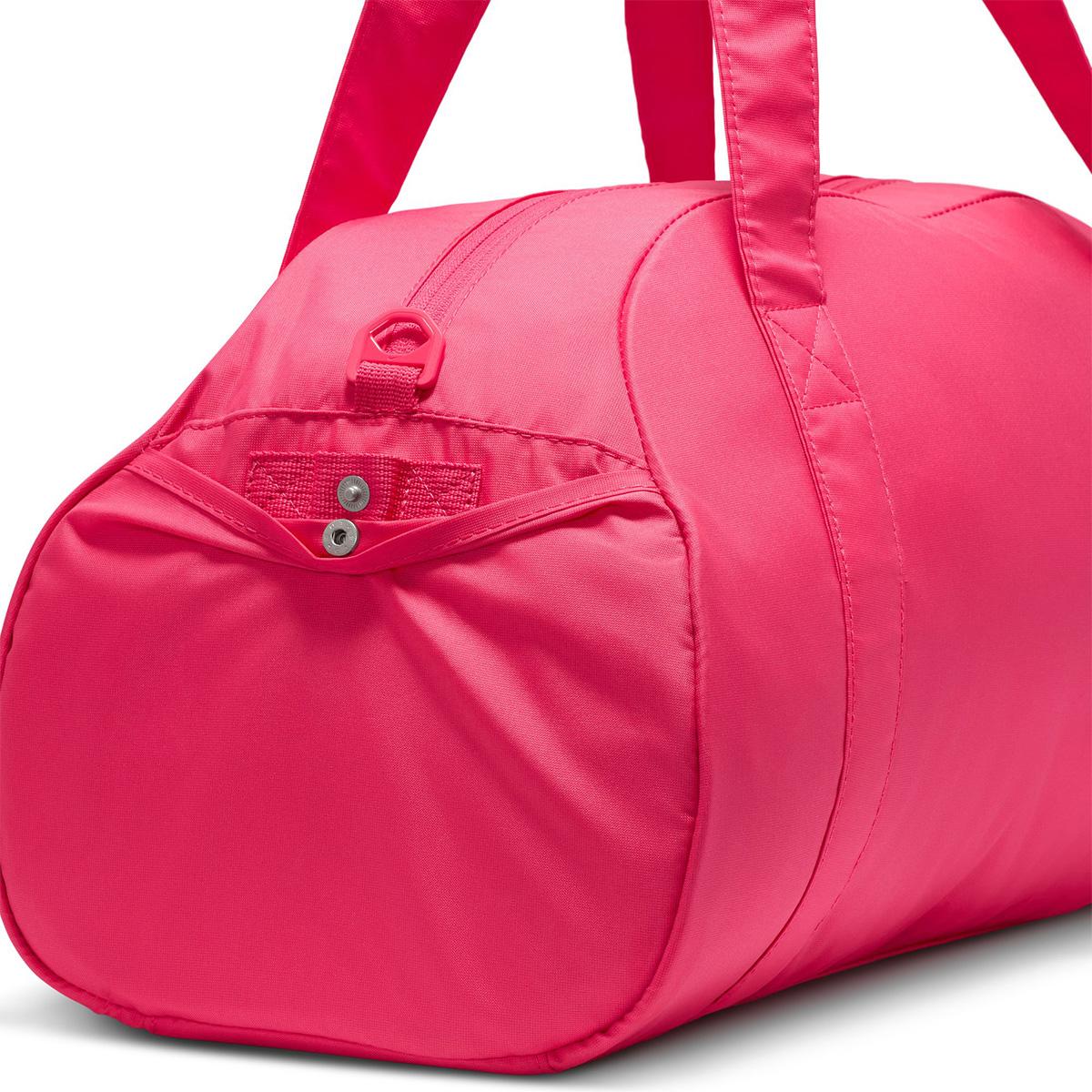 Nike Gym Club Duffel Bag (24l) - Image 4