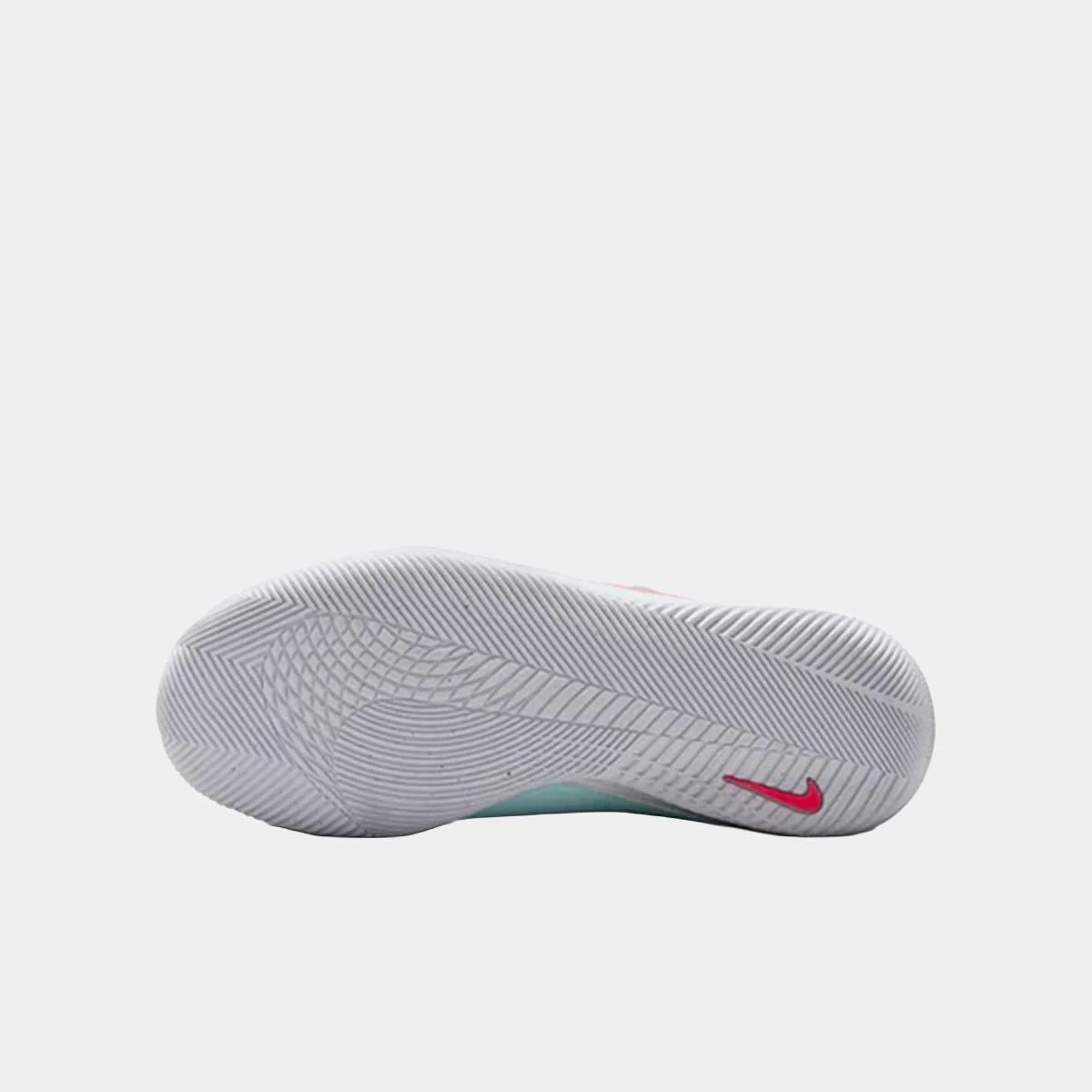 Nike Jr. Phantom Gx 2 Club Little - Image 4