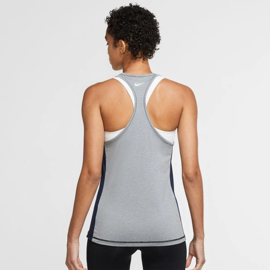 Nike Pro - Image 2
