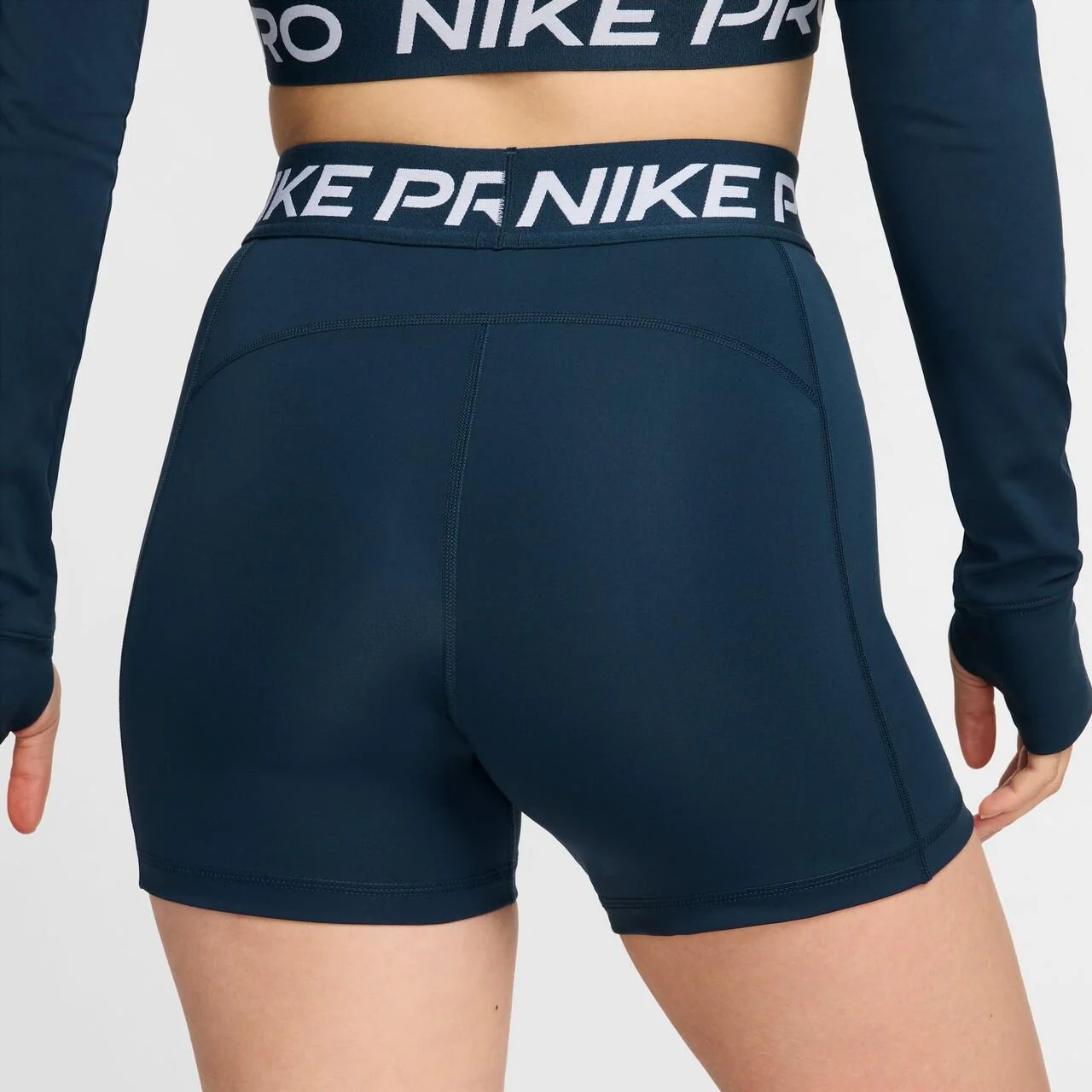 Nike Pro 365 Women's 5" Shorts - Image 2