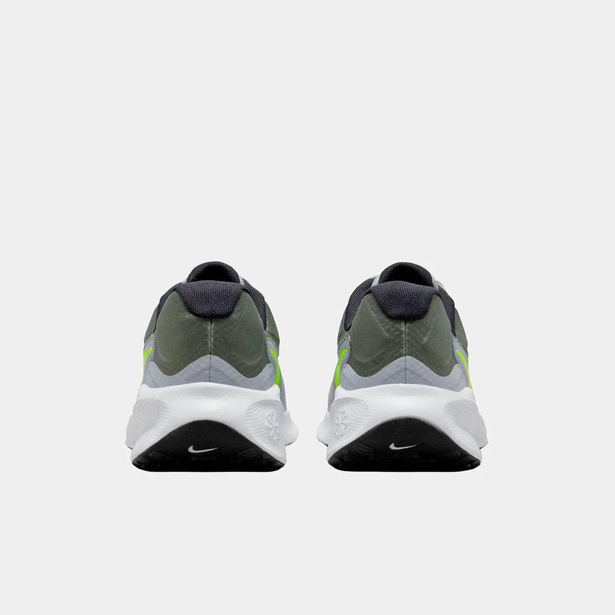 Nike Revolution 7 - Image 5