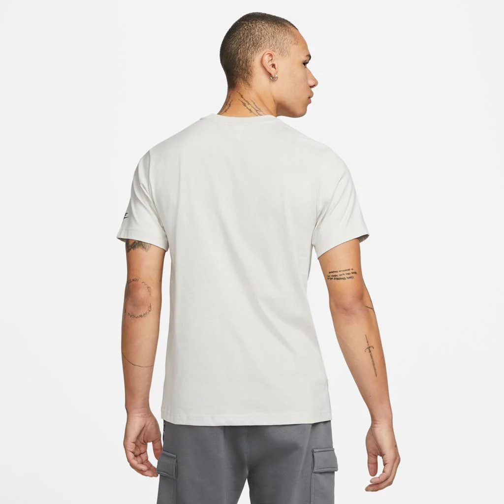Nike Sportswear - Image 2