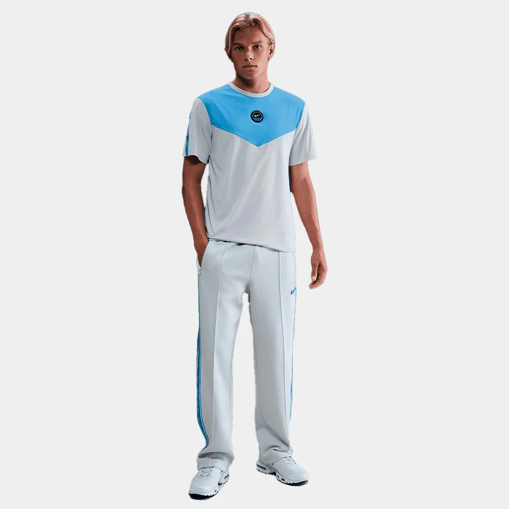 Camiseta Nike Sportswear