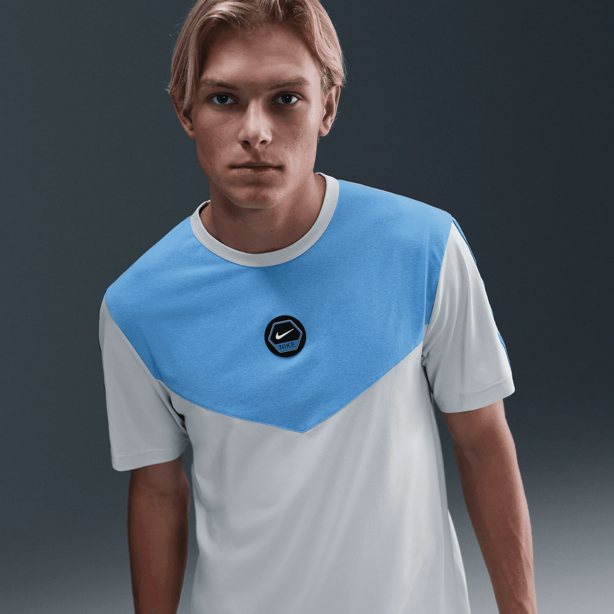 Camiseta Nike Sportswear - Image 3