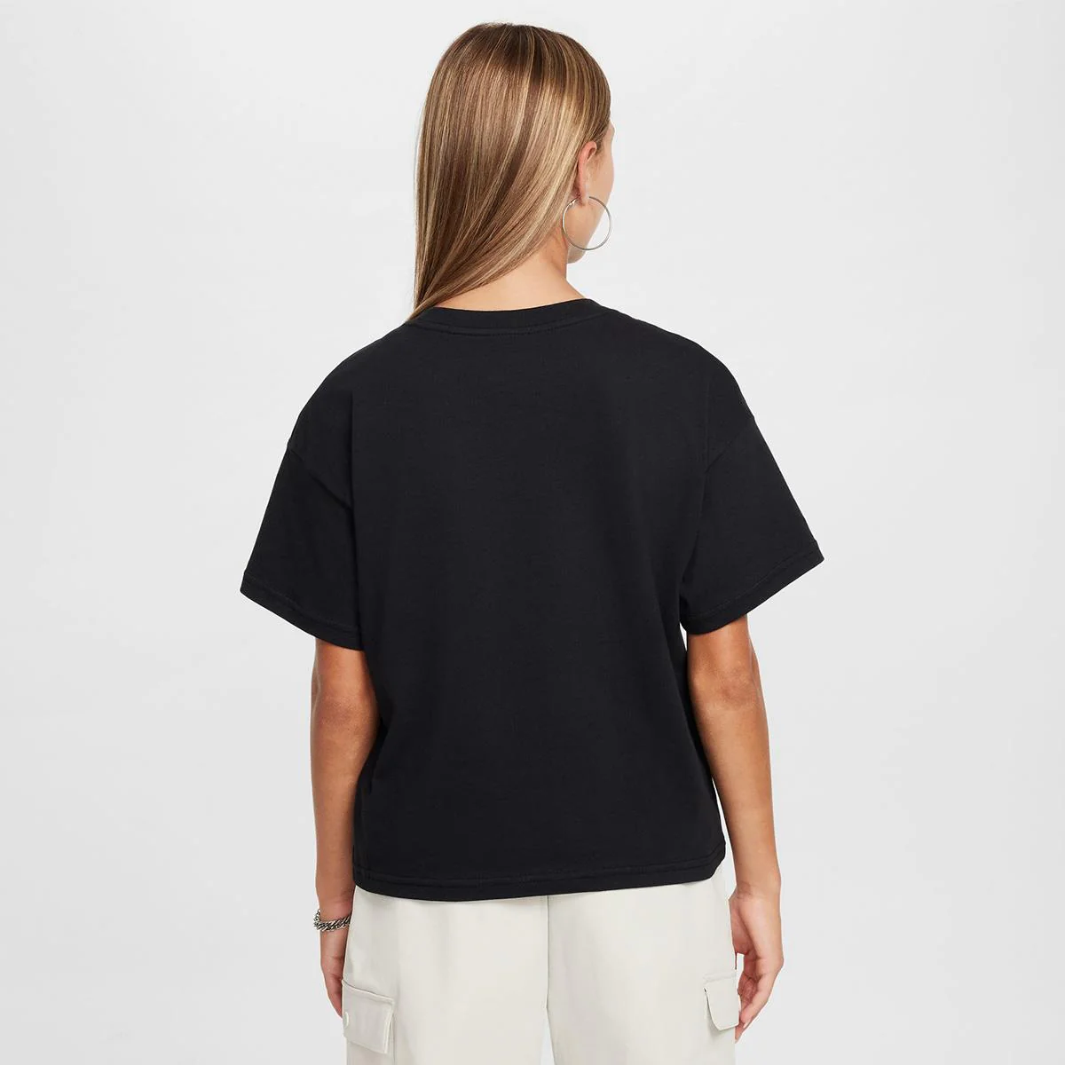 Nike Sportswear Essential - Image 2