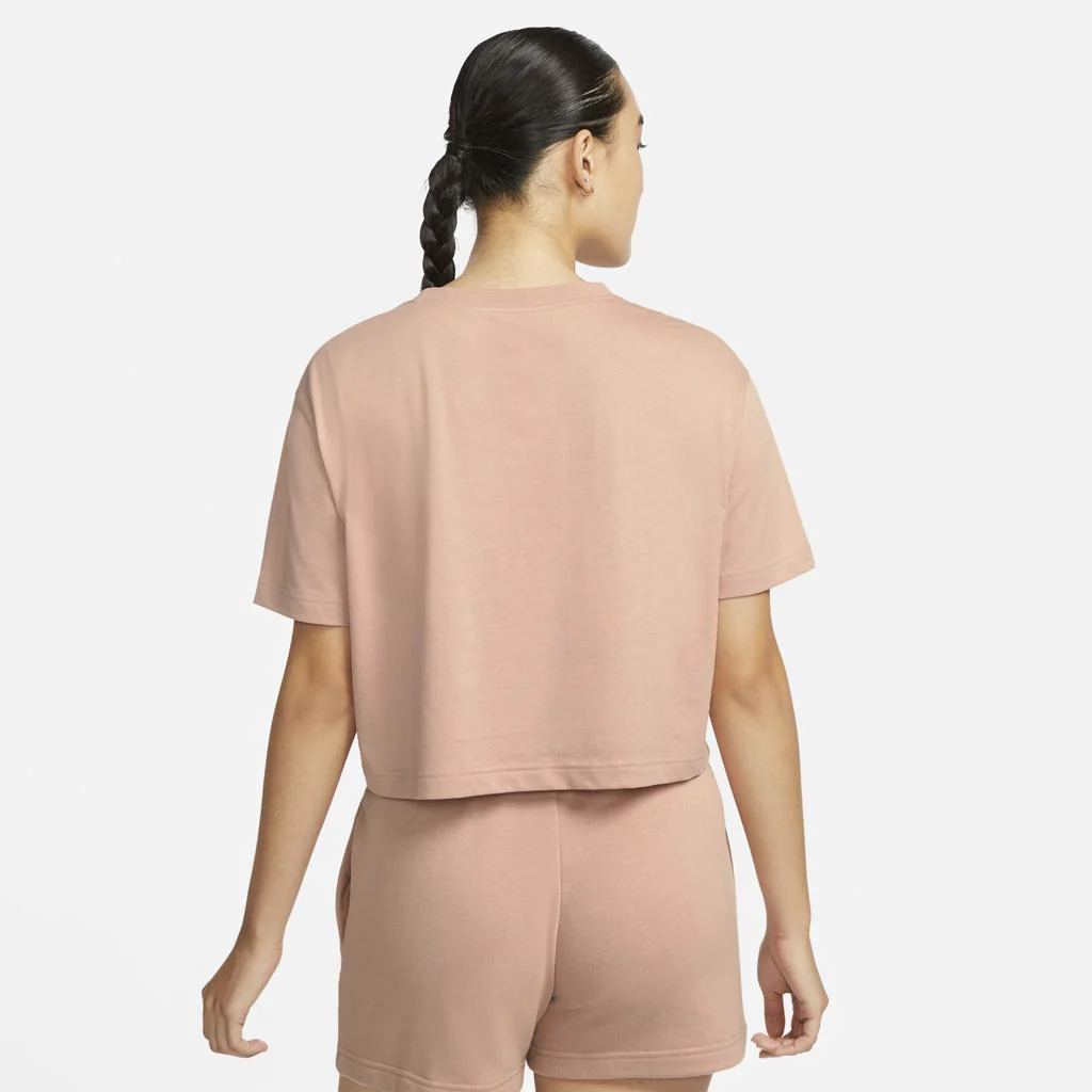 Nike Sportswear Essential - Image 2