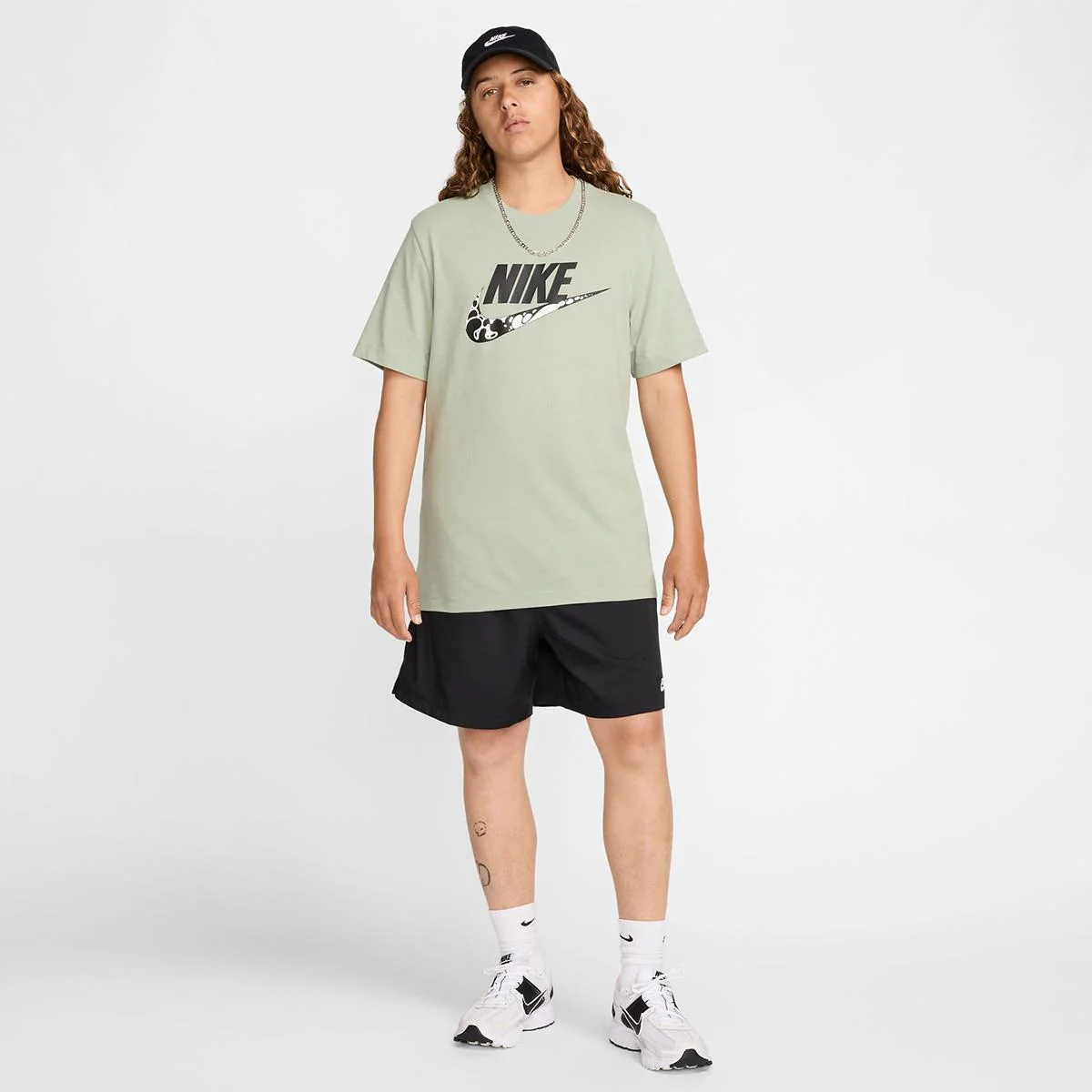 Nike Sportswear Men's T-Shirt - Image 4