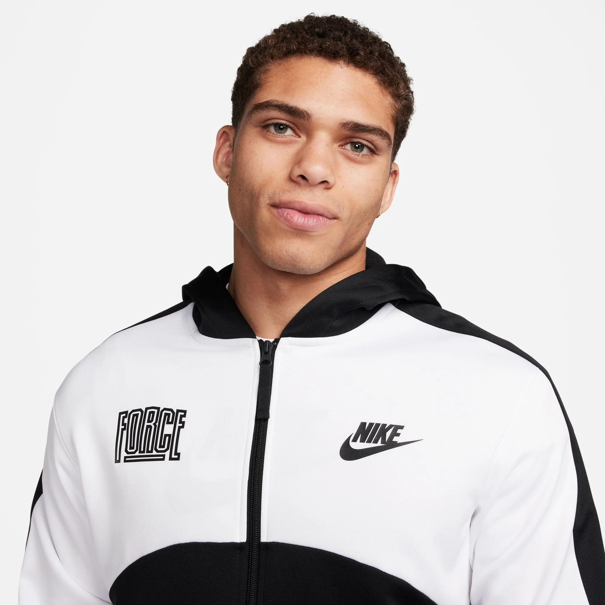Nike Starting 5 - Image 3