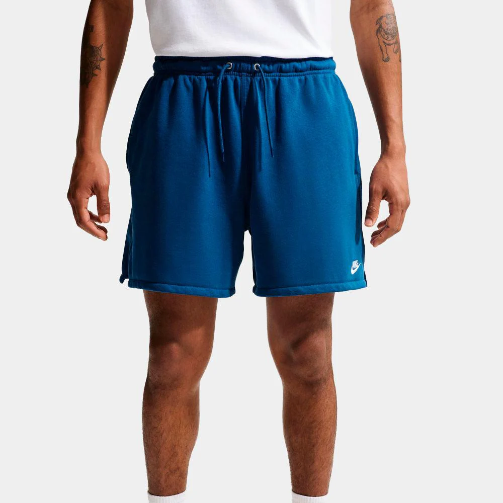 Pantalón Nike Club Corto Flow De Tejido French Terry - Hombre - Image 3