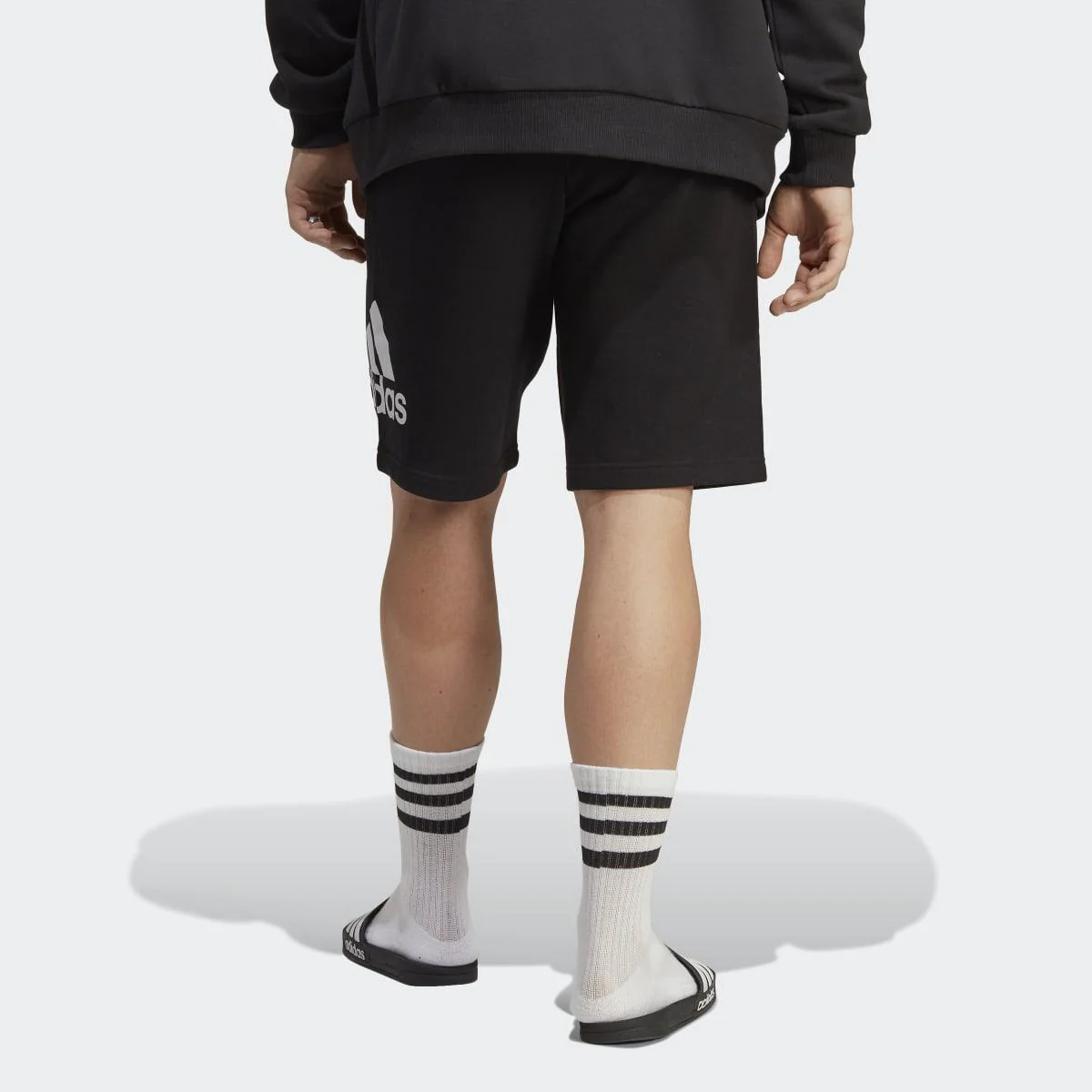 adidas Pantalón Corto Essentials Big Logo French Terry - Image 2