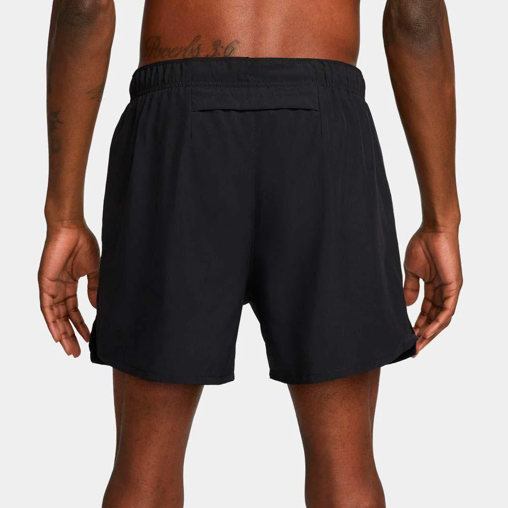 Pantalón Nike Challenger Corto De Running DrI-Fit De 13 cm Con Malla Interior - Hombre - Image 2