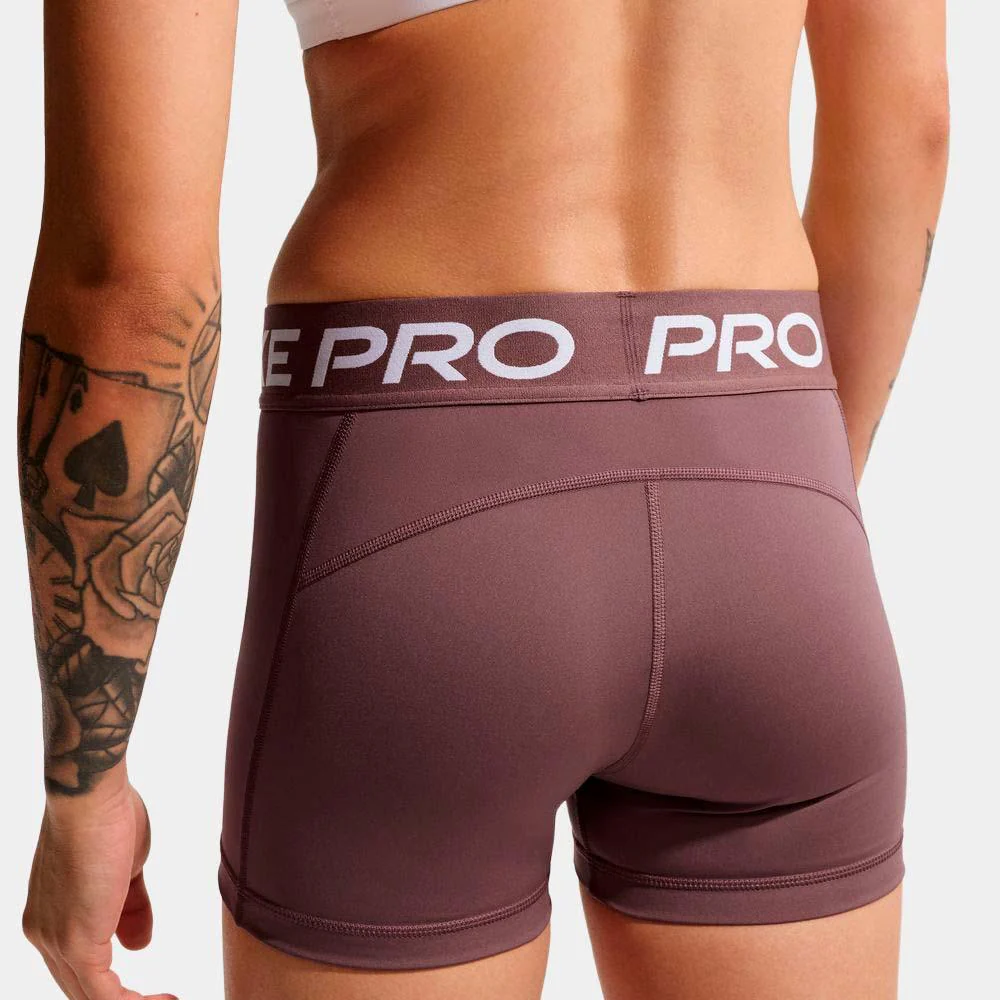 Mallas Cortas Nike Pro De 8 Cm Y Talle Medio - Mujer - Image 4