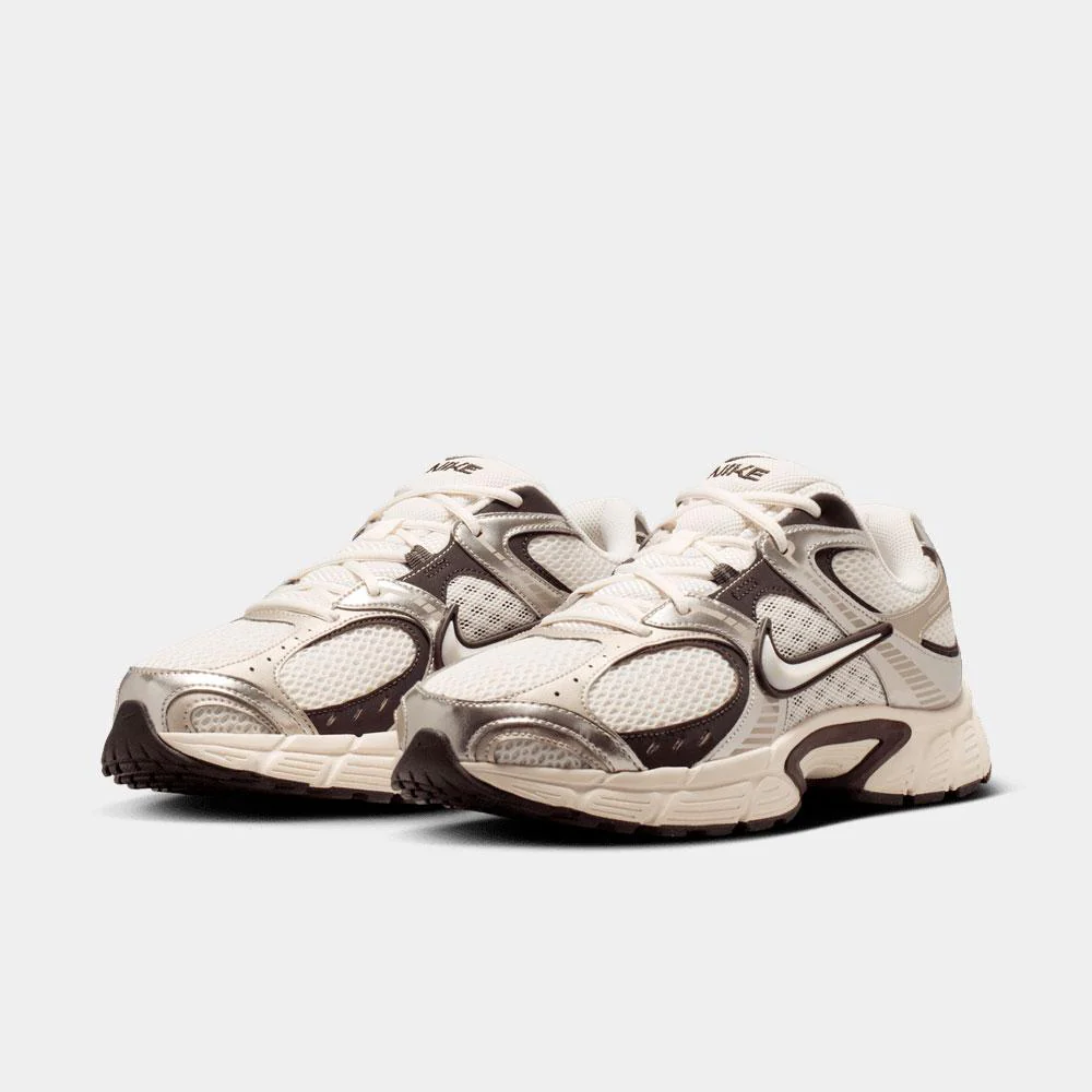 Zapatillas Nike V5 Rnr - Hombre - Image 4